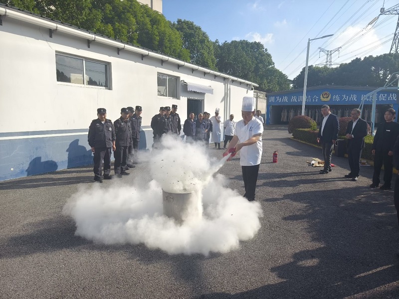 消防演練實踐展示_百強物業(yè)公司