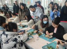 開蚌尋珠主題活動現(xiàn)場 開蚌尋珠主題活動現(xiàn)場_物業(yè)服務